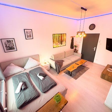 #222 Modernes City Apartment Im Herzen Von Neuss Bagian luar foto