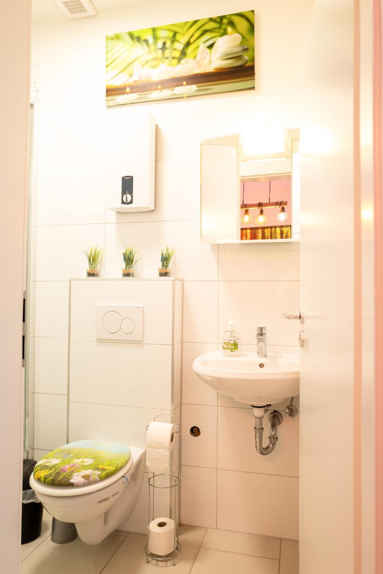 #222 Modernes City Apartment Im Herzen Von Neuss Bagian luar foto